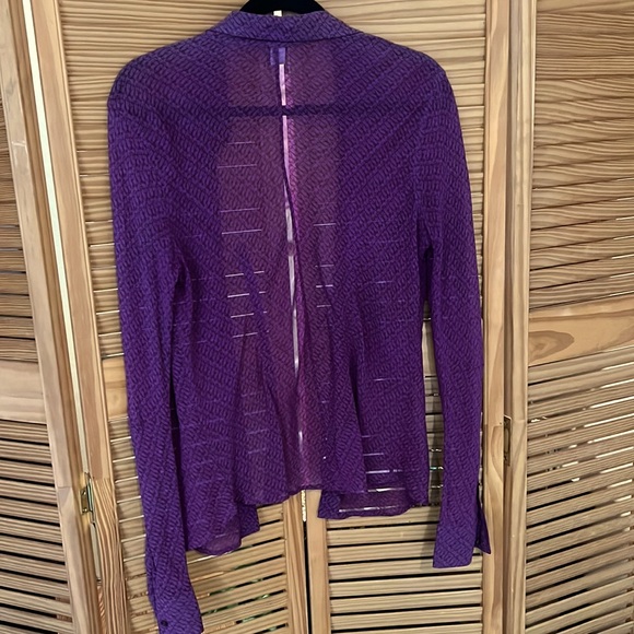 Banana Republic 100%silk sheer button down shirt - Picture 5 of 5